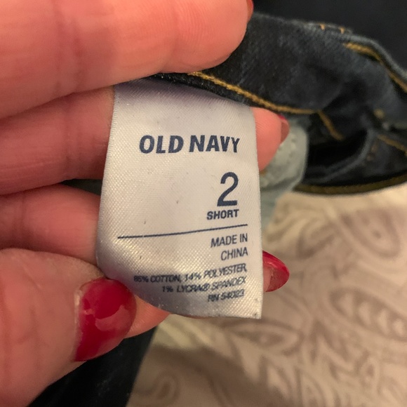 Pre-owned Early 2000s Mixed Lot - Old Navy Jeans,  Shorts, Capris - Size 2 - Picture 5 of 17
